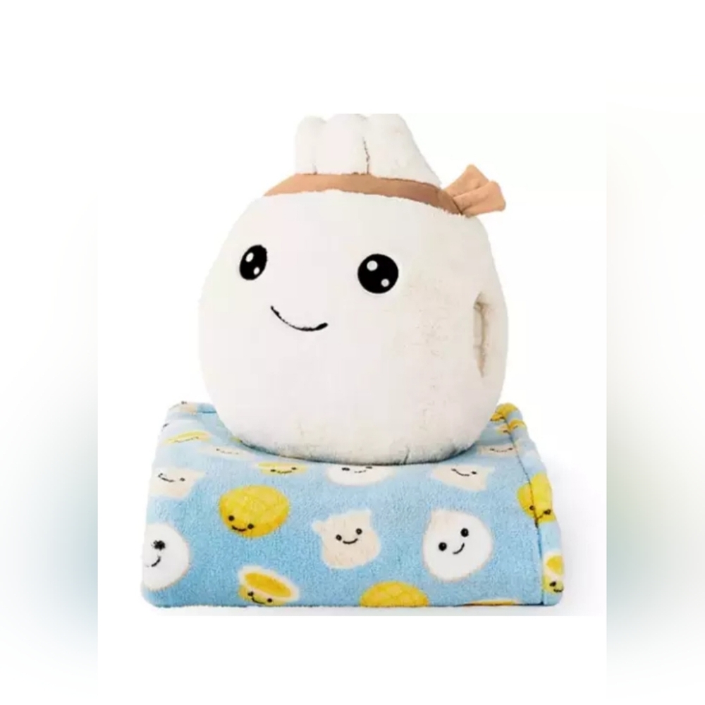 Dumpling hugger & throw set